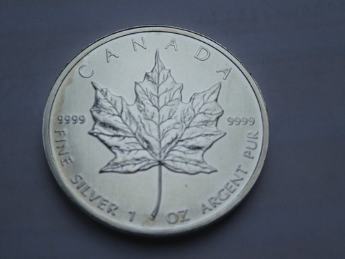 Maple leaf kanada 5 - 5, dollars